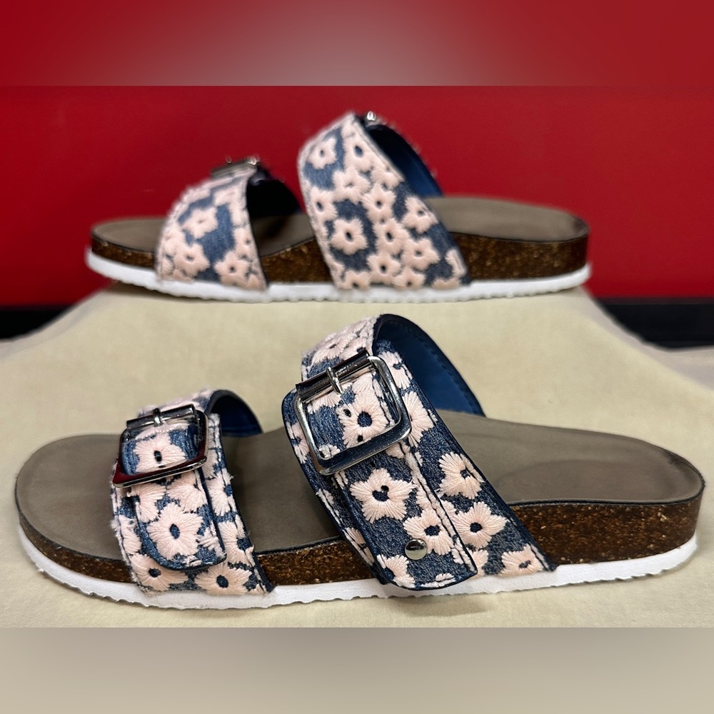 Madden Girl Brando Blue & Pink Floral Double Buckle Strap Sandals Women’s Sz 9.5